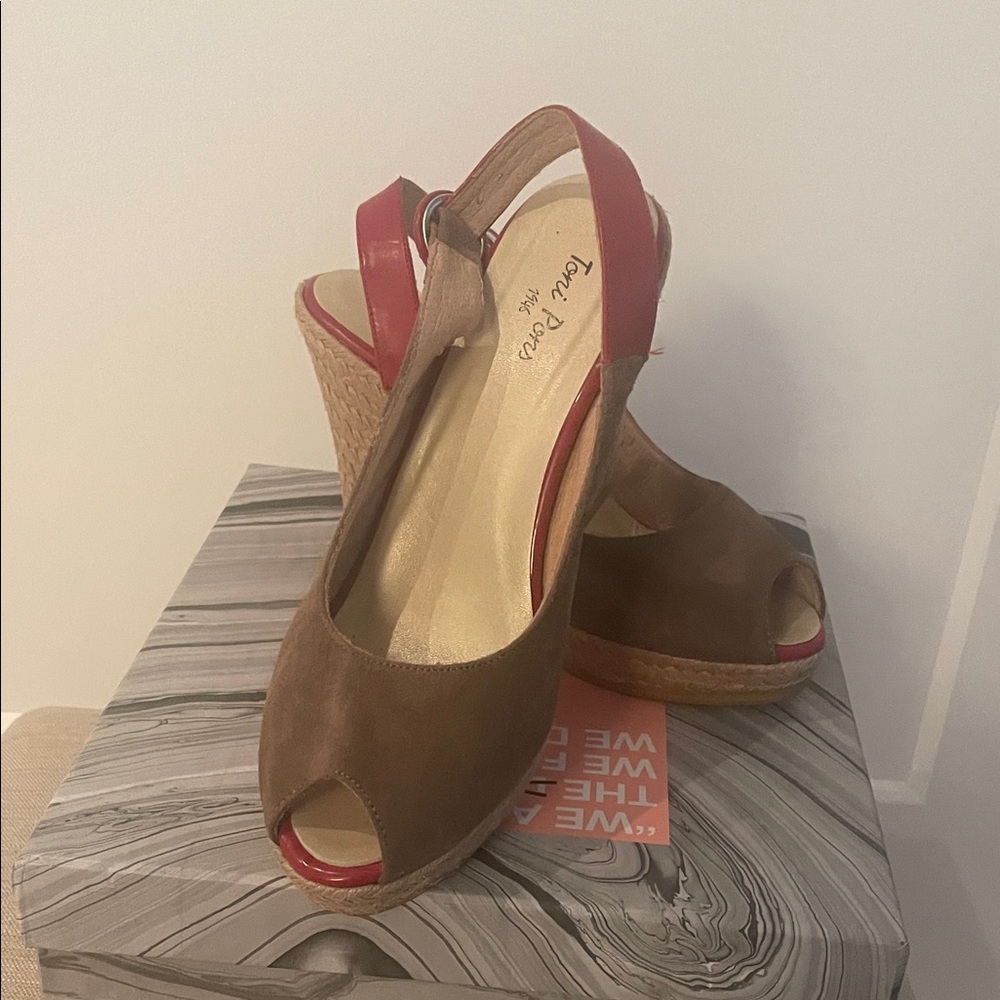 Toni Pons Red and Brown Wedge Sandals